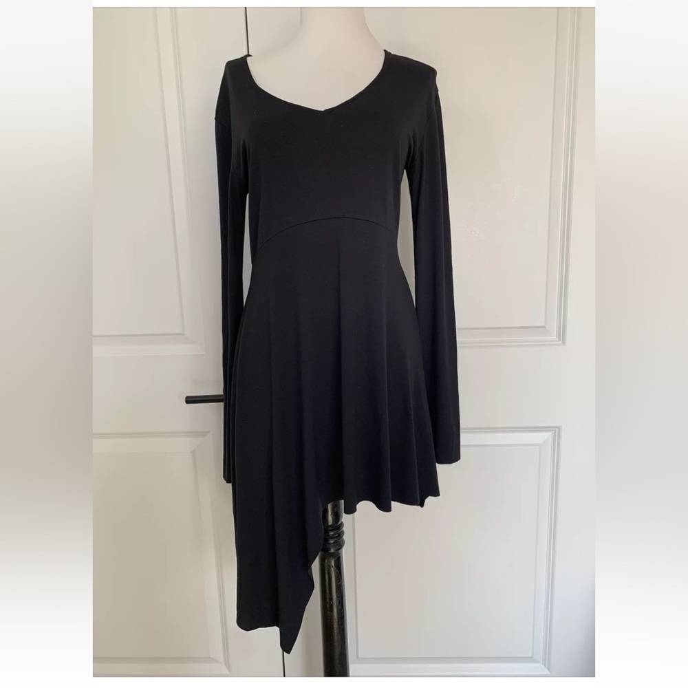 Perfect LUNA LUZ size S Matte Jersey Asymmetrical Bell Sleeve Tunic Top